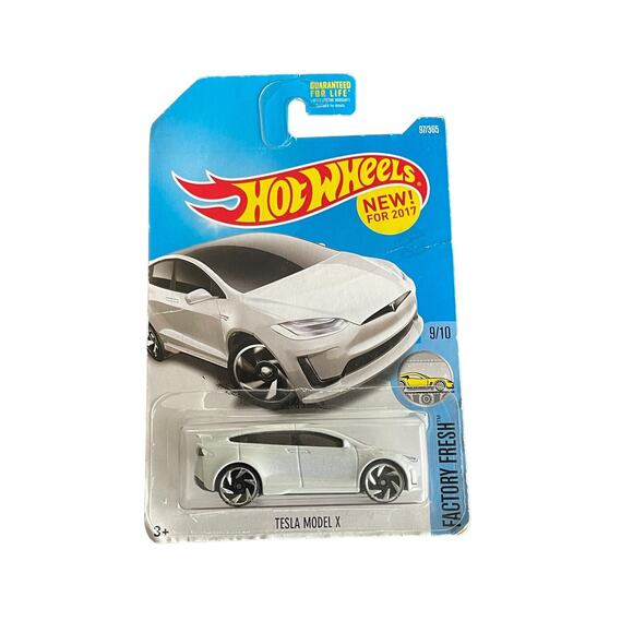 Tesla Model X Hot Wheels White Factory Fresh 97/365 New In Package - Picture 1 of 6
